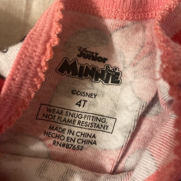 Christmas sale! Disney Red and Pink Minnie Mouse Girls Pajama Set - Picture 3 of 4